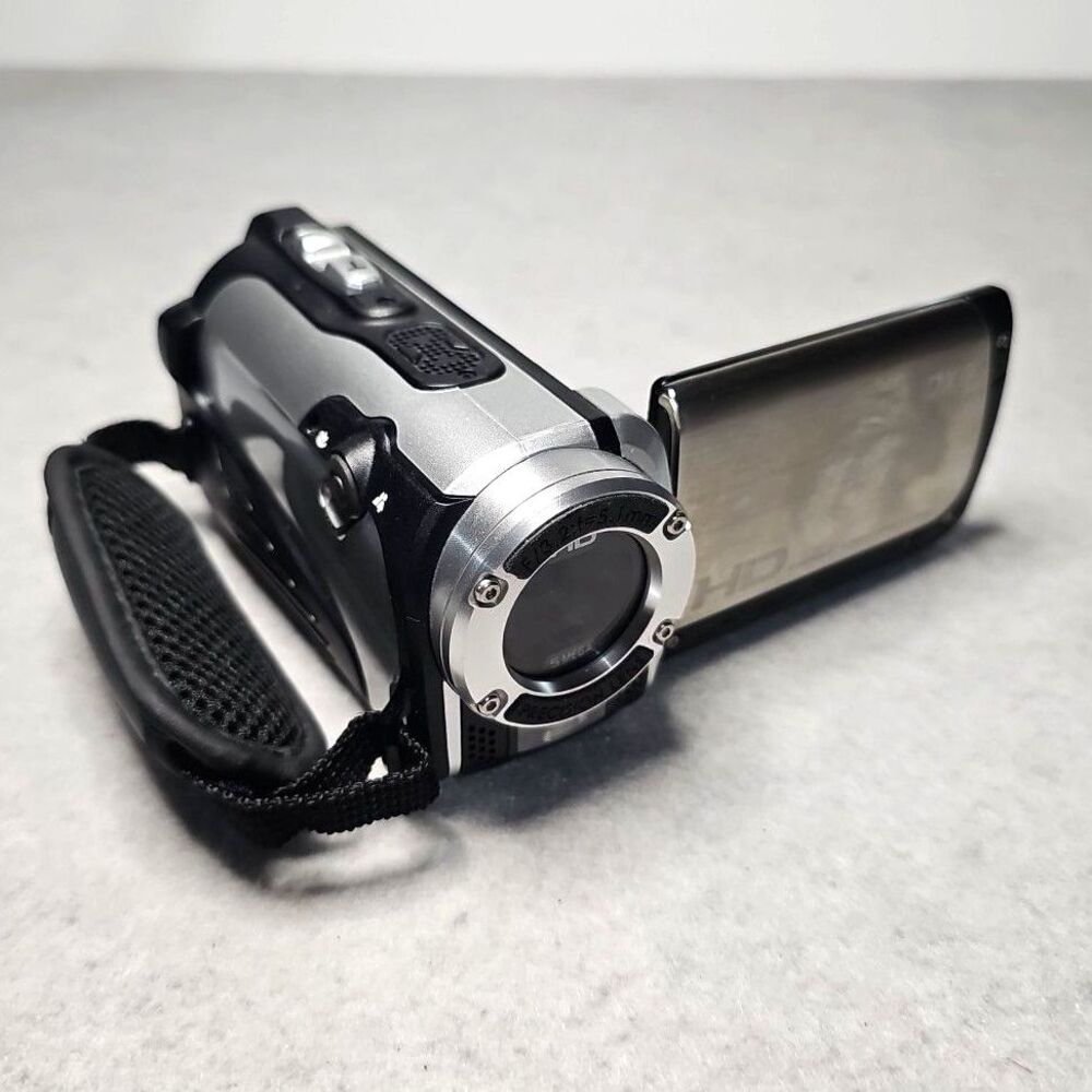 DXG-5B1V HD Sportster High Definition Waterproof Camcorder Camera & Battery Only